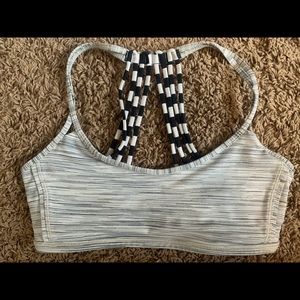 Lululemon free to be bra